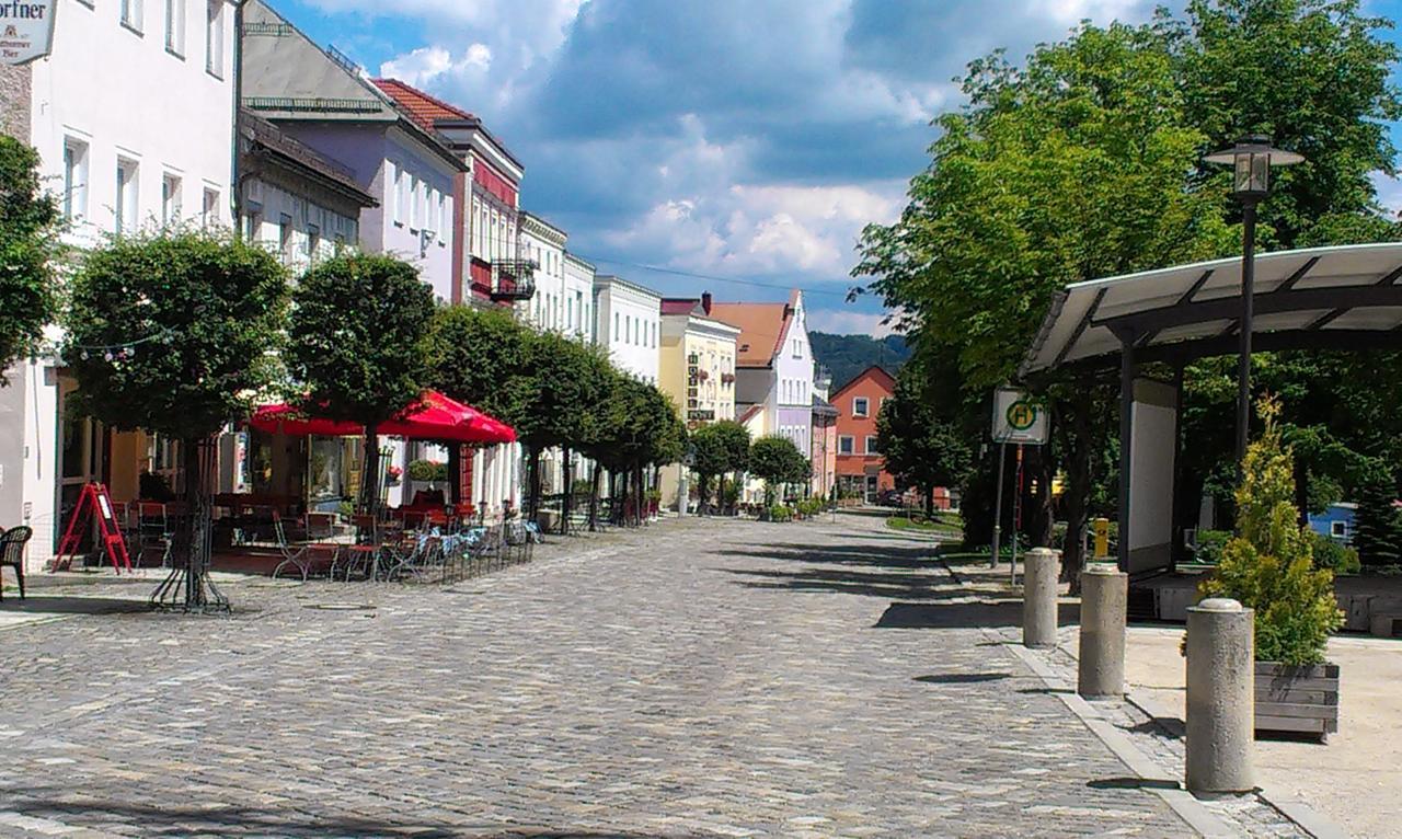 Hotel Zur Post Schonberg  Bagian luar foto